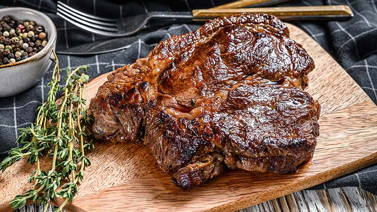 Picture of Value-Saver Bone-In Chuck Steak