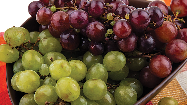 Picture of Bi-Color Red & Green Seedless Grapes